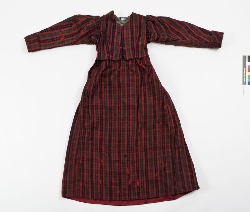 3242 Hard tartan dress (Carsten Flieger) 1.jpg